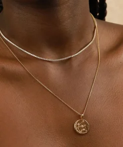 Necklaces*Astrid & Miyu Women's Zodiac Aquarius Pendant Necklace - Gold