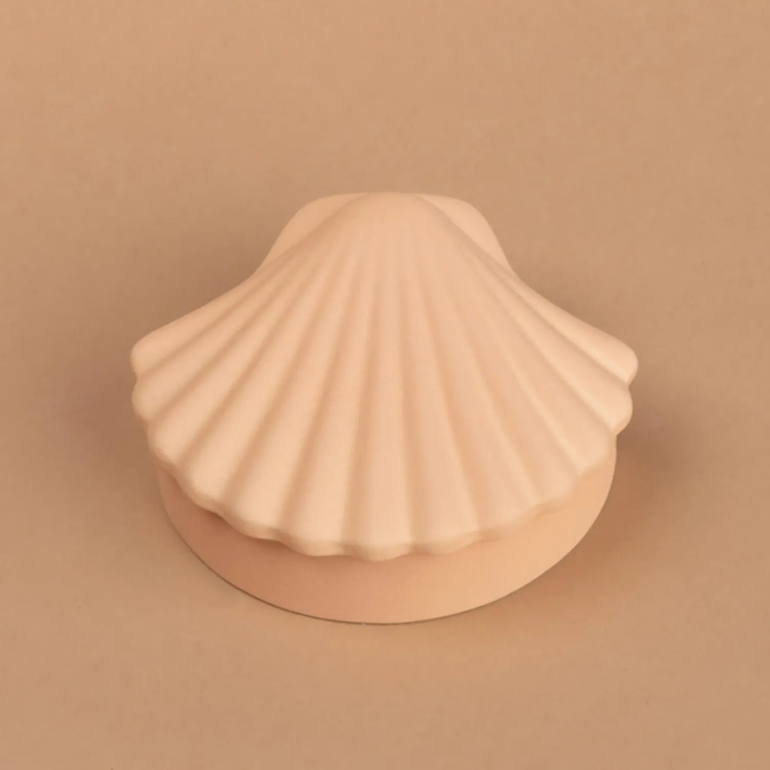 Home Accessories*Los Objetos Decorativos Seashell Box - Ecru