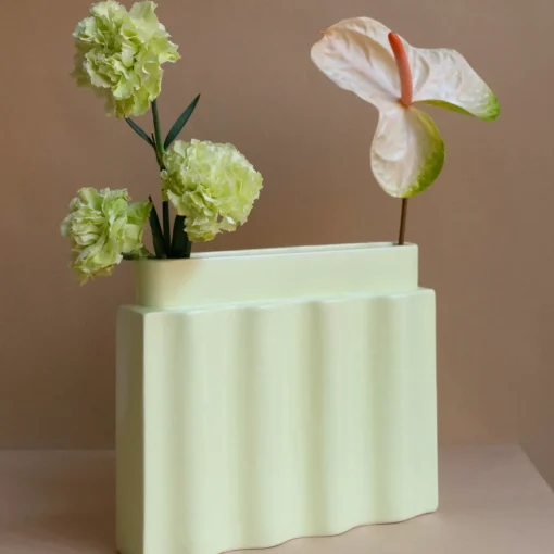Home Accessories*Los Objetos Decorativos Waves Vase - Lime