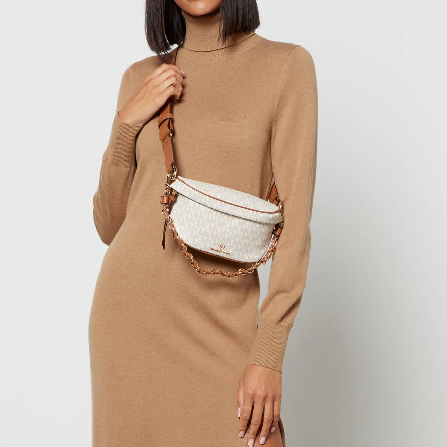 Crossbody Bags*MICHAEL Michael Kors Women's Slater Xs Sling Bag - Vanilla/Acorn