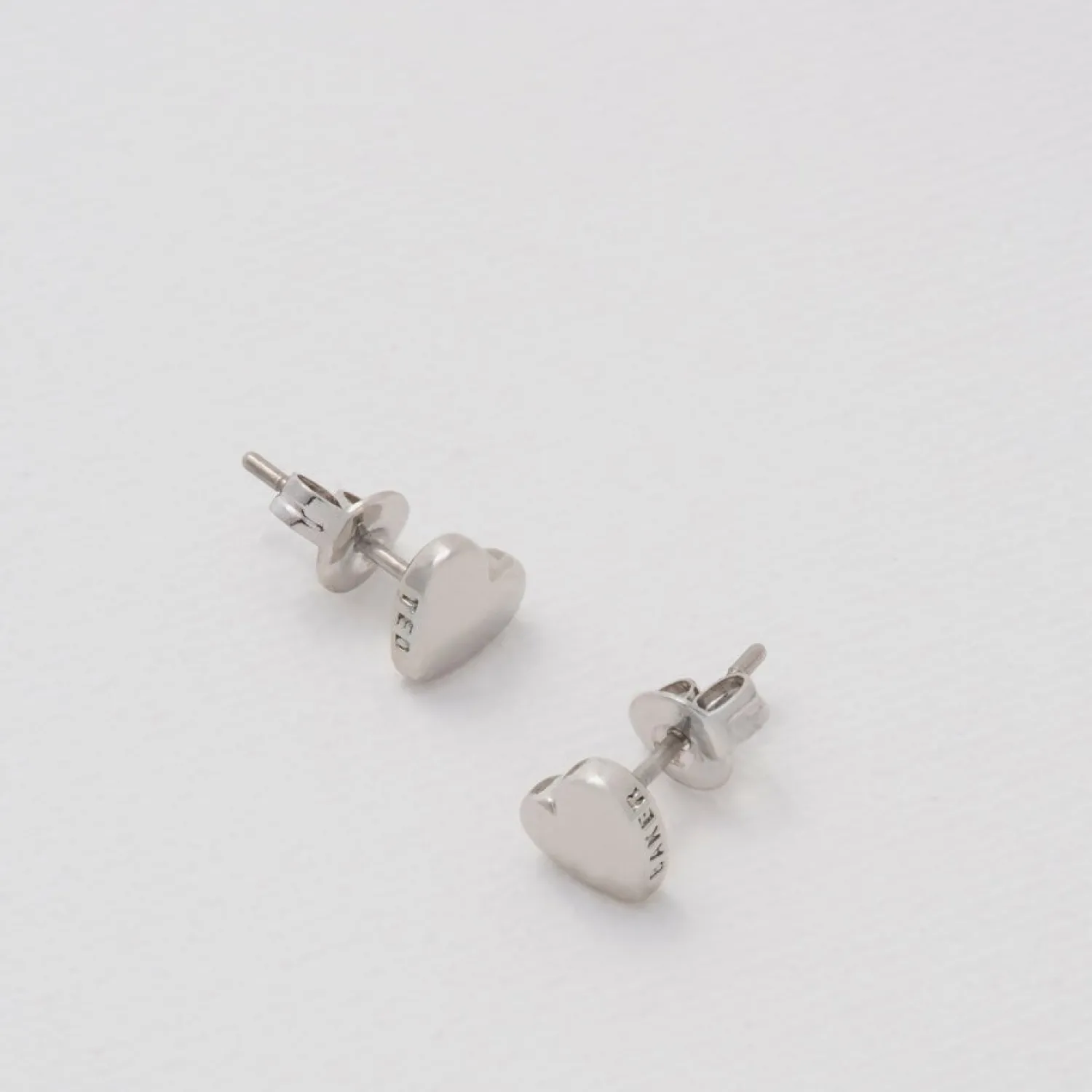 Earrings*Ted Baker Women's Harly Tiny Heart Stud Earrings - Silver